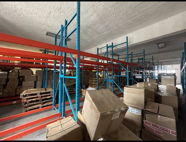 1,200M² WAREHOUSE TO LET IN BARBEQUE DOWNS